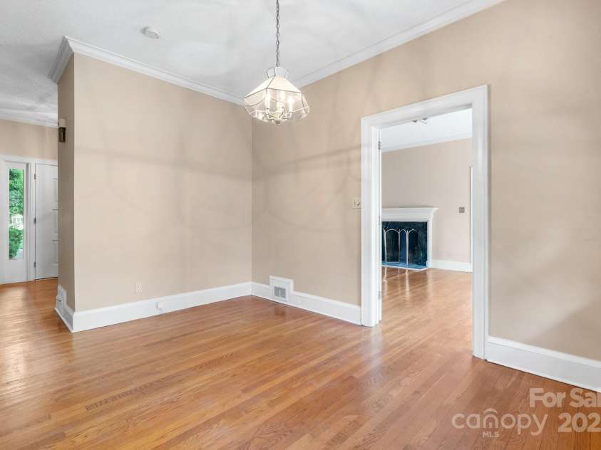 220 West Park Drive, Morganton, NC 28655.  MLS# CAR4263944, YatesRealty ID 1794. 