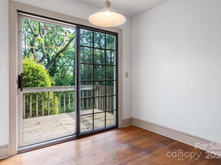 220 West Park Drive, Morganton, NC 28655.  MLS# CAR4263944, YatesRealty ID 1794. 