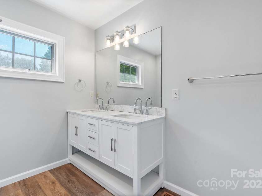 220 West Park Drive, Morganton, NC 28655.  MLS# CAR4263944, YatesRealty ID 1794. 