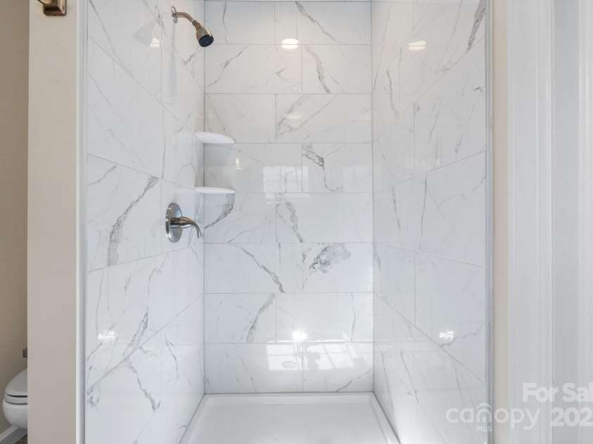 220 West Park Drive, Morganton, NC 28655.  MLS# CAR4263944, YatesRealty ID 1794. 