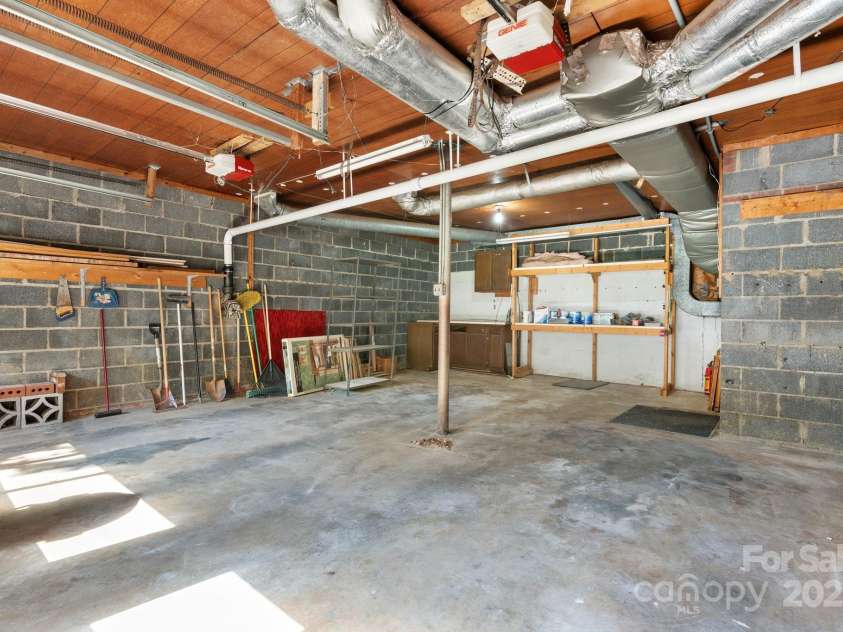 220 West Park Drive, Morganton, NC 28655.  MLS# CAR4263944, YatesRealty ID 1794. 