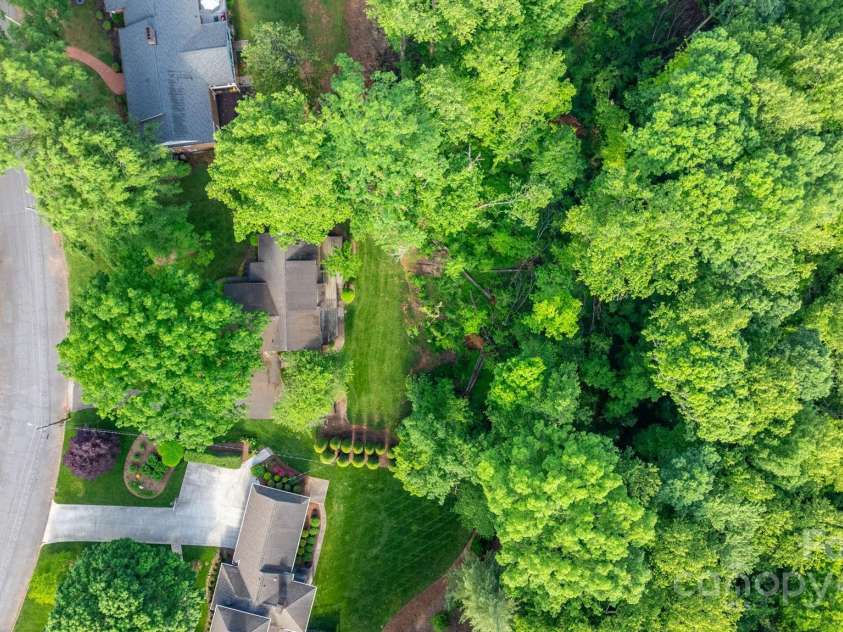 220 West Park Drive, Morganton, NC 28655.  MLS# CAR4263944, YatesRealty ID 1794. 