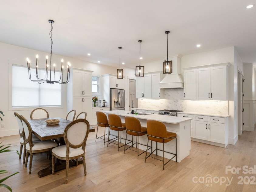 40 Hidden Pond Lane, Brevard, NC 28712.  MLS# CAR4263317, YatesRealty ID 17941. Dining and Kitchen