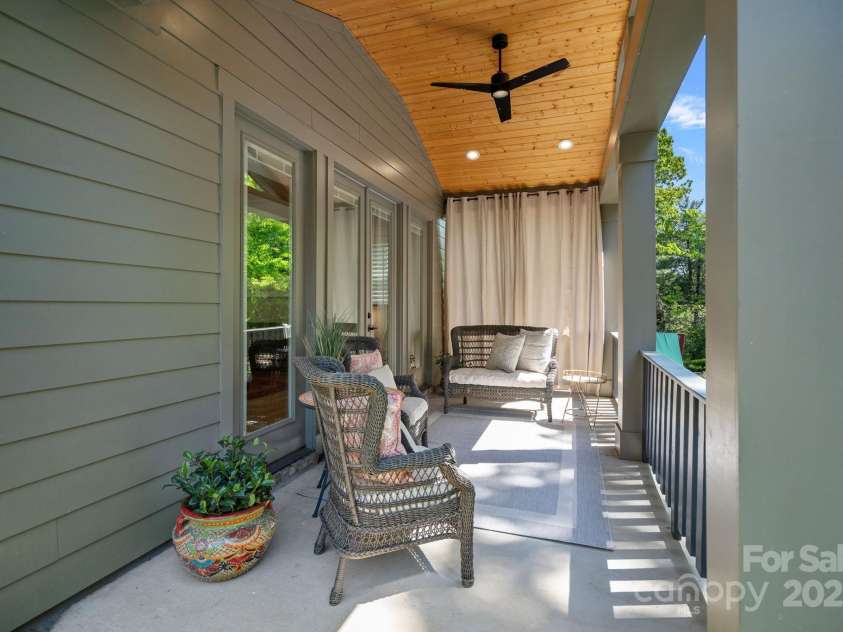 3228 Ford Road, Charlotte, NC 28205.  MLS# CAR4246155, YatesRealty ID 17943. 