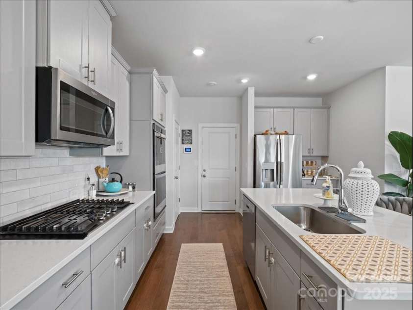 571 Palmarosa Street, Fort Mill, SC 29715.  MLS# CAR4217813, YatesRealty ID 17944. 