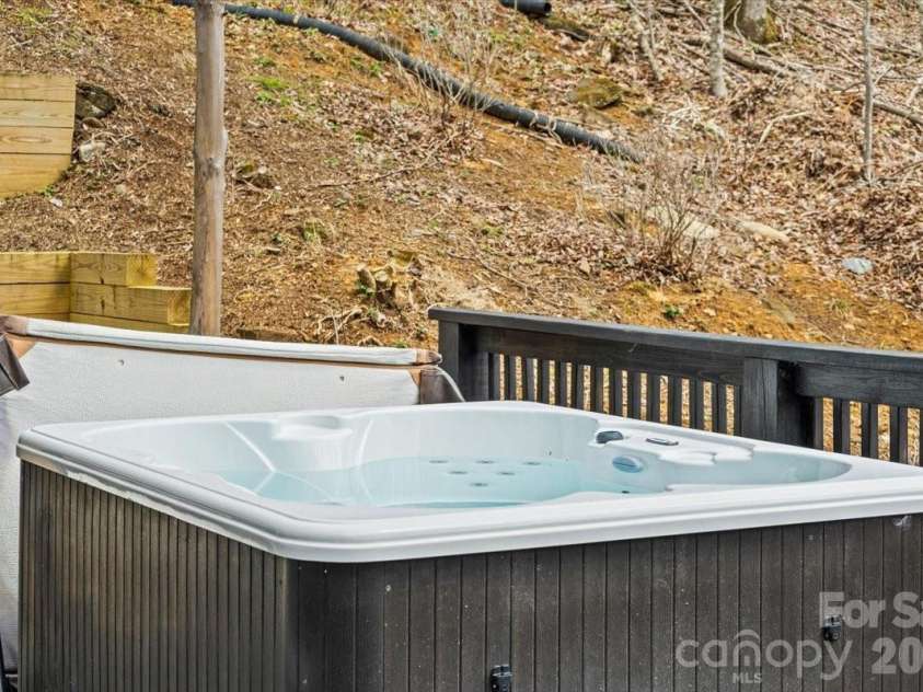 1444 Rich Mountain Road, Zionville, NC 28698.  MLS# CAR4364582, YatesRealty ID 17946. 