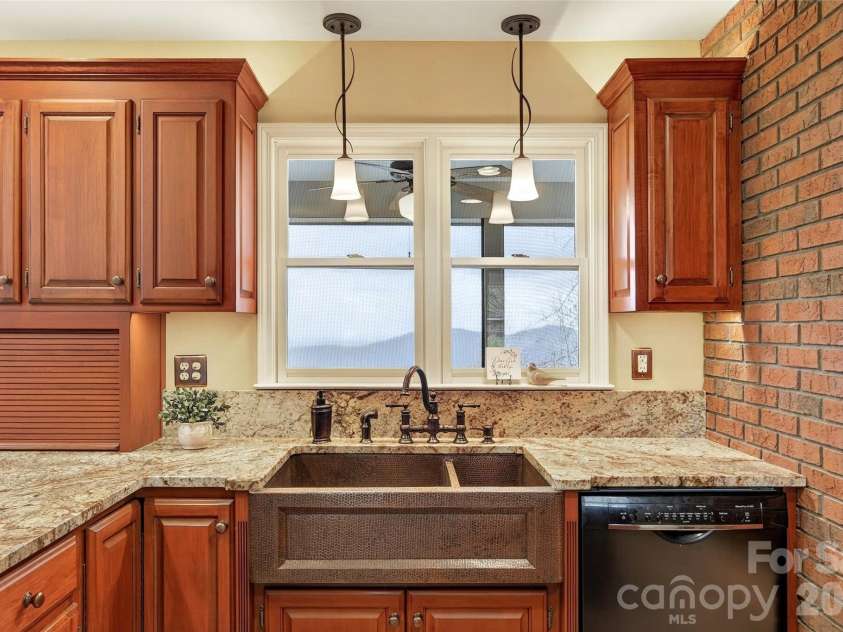 62 Skyline Drive, Old Fort, NC 28762.  MLS# CAR4364204, YatesRealty ID 17947. 