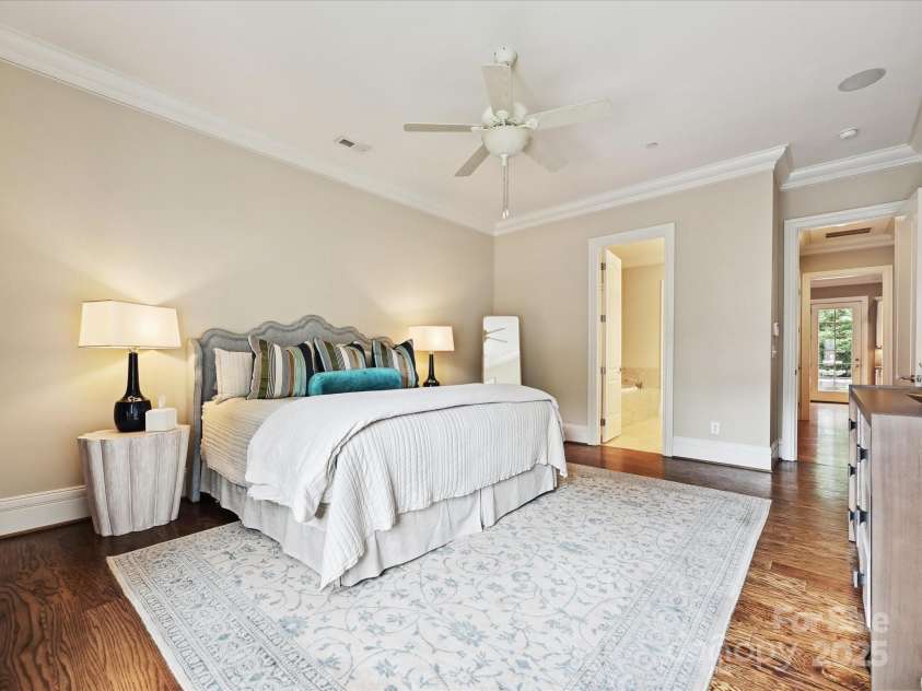 6128 Fletcher Circle, Charlotte, NC 28226.  MLS# CAR4259119, YatesRealty ID 17948. Primary Bedroom