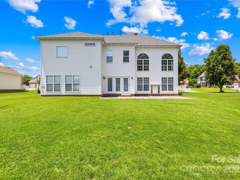 112 Doyle Farm Lane, Mooresville, NC 28115.  MLS# CAR4268359, YatesRealty ID 17949. 
