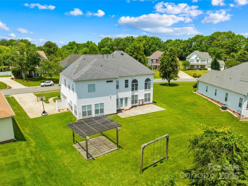 112 Doyle Farm Lane, Mooresville, NC 28115.  MLS# CAR4268359, YatesRealty ID 17949. 