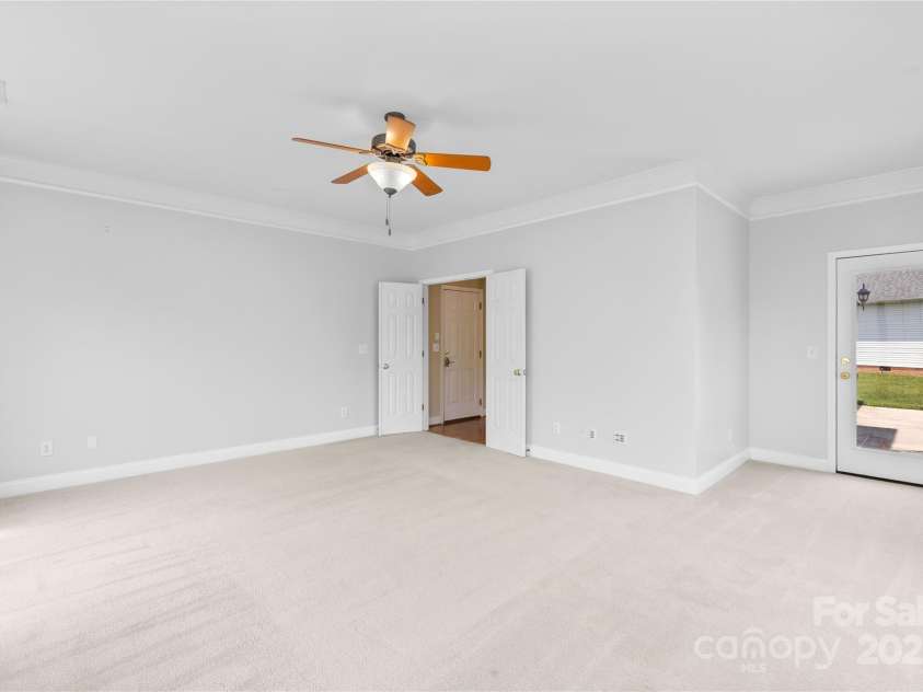 112 Doyle Farm Lane, Mooresville, NC 28115.  MLS# CAR4268359, YatesRealty ID 17949. 