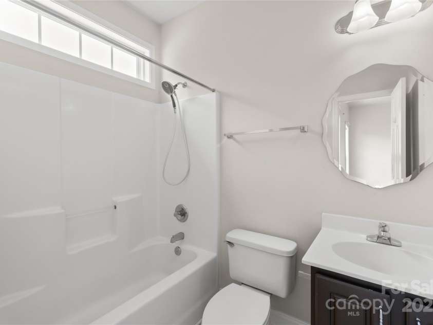 112 Doyle Farm Lane, Mooresville, NC 28115.  MLS# CAR4268359, YatesRealty ID 17949. 