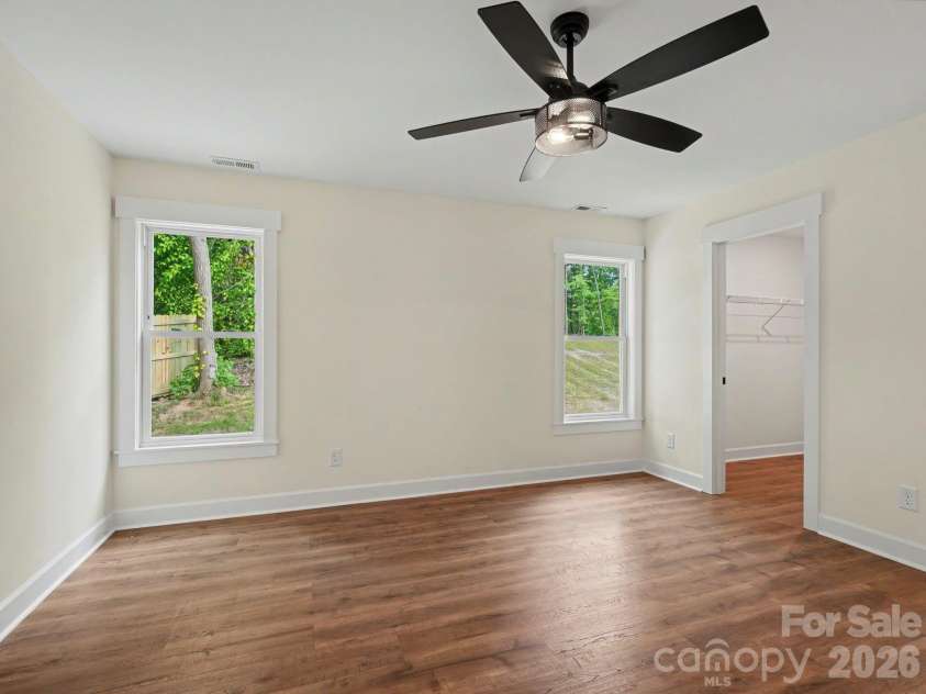 5033 Macon Street, Kannapolis, NC 28081.  MLS# CAR4363229, YatesRealty ID 17949. 