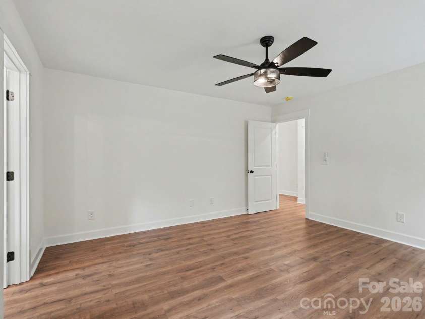 5033 Macon Street, Kannapolis, NC 28081.  MLS# CAR4363229, YatesRealty ID 17949. 