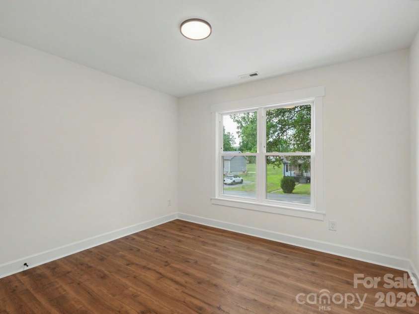 5033 Macon Street, Kannapolis, NC 28081.  MLS# CAR4363229, YatesRealty ID 17949. 