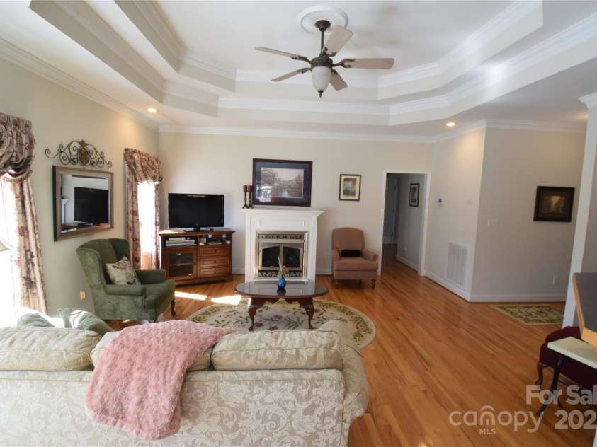 1013 Mays Court, Gastonia, NC 28054.  MLS# CAR4226879, YatesRealty ID 1795. 