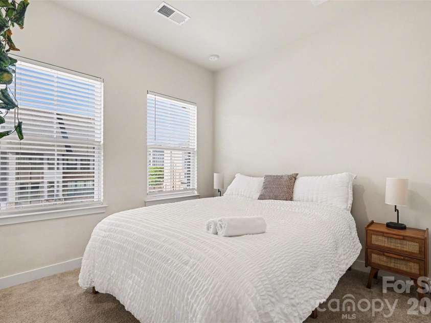 6111 Station Crossing Avenue, Charlotte, NC 28217.  MLS# CAR4364063, YatesRealty ID 17950. 