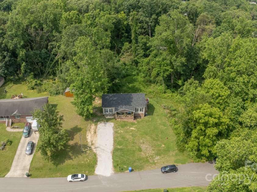 119 Wade Drive, Kings Mountain, NC 28086.  MLS# CAR4265164, YatesRealty ID 17951. 