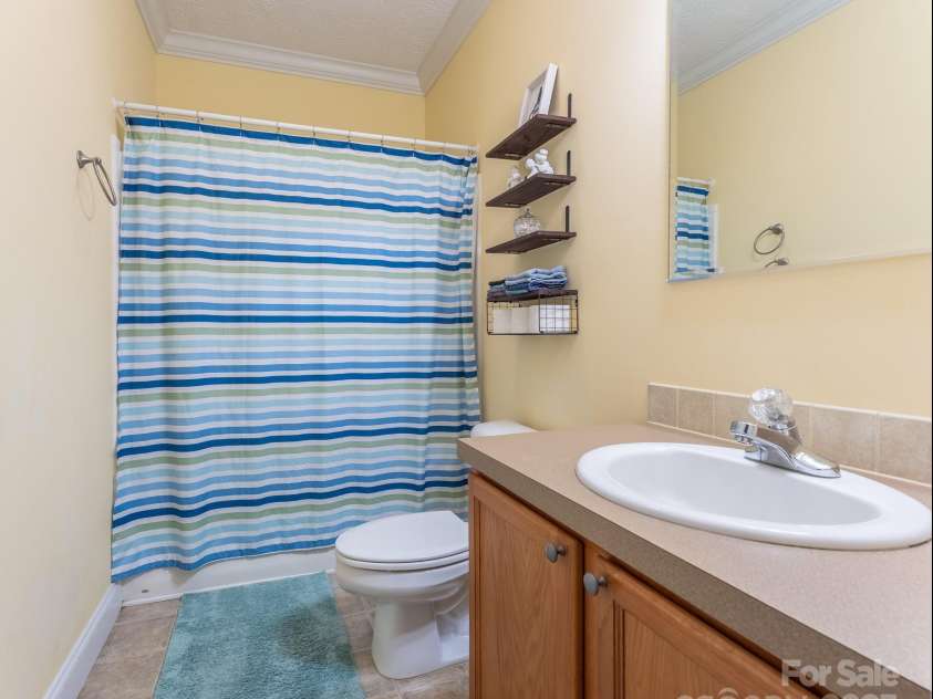 119 Wade Drive, Kings Mountain, NC 28086.  MLS# CAR4265164, YatesRealty ID 17951. 