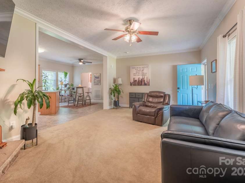 119 Wade Drive, Kings Mountain, NC 28086.  MLS# CAR4265164, YatesRealty ID 17951. 