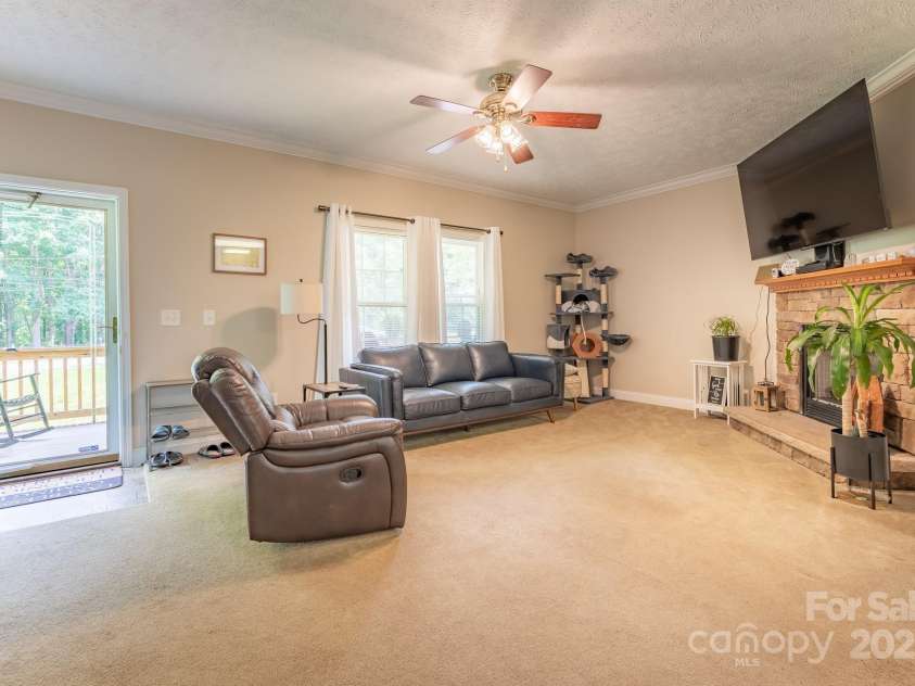 119 Wade Drive, Kings Mountain, NC 28086.  MLS# CAR4265164, YatesRealty ID 17951. 