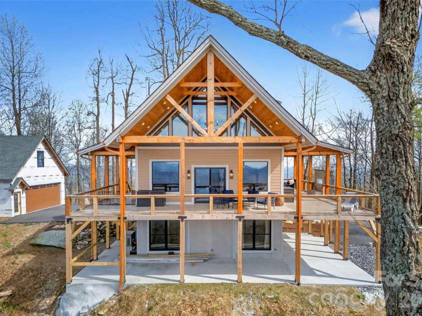 501 Wolf Pen Cliffs Road, Old Fort, NC 28762.  MLS# CAR4365894, YatesRealty ID 17951. 