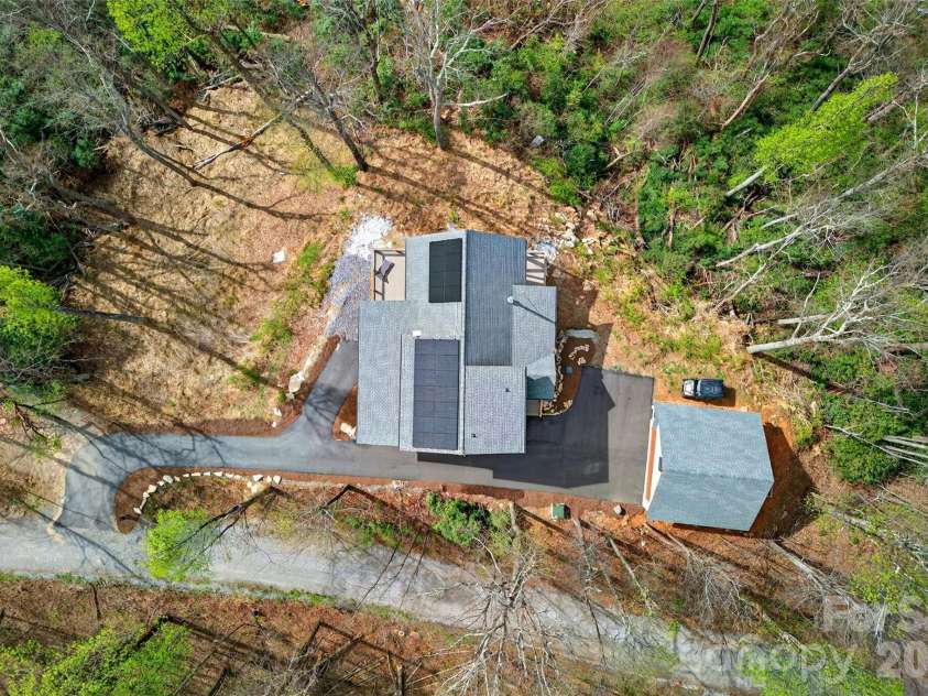 501 Wolf Pen Cliffs Road, Old Fort, NC 28762.  MLS# CAR4365894, YatesRealty ID 17951. 