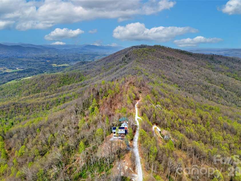 501 Wolf Pen Cliffs Road, Old Fort, NC 28762.  MLS# CAR4365894, YatesRealty ID 17951. 