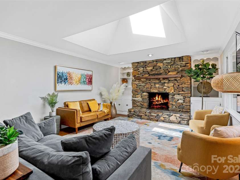 4030 Little River Road, Hendersonville, NC 28739.  MLS# CAR4242062, YatesRealty ID 17952. 