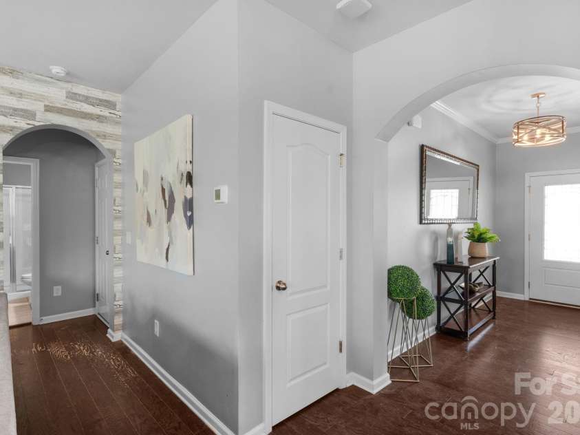 5000 Lily Pond Circle, Waxhaw, NC 28173.  MLS# CAR4369036, YatesRealty ID 17954. 