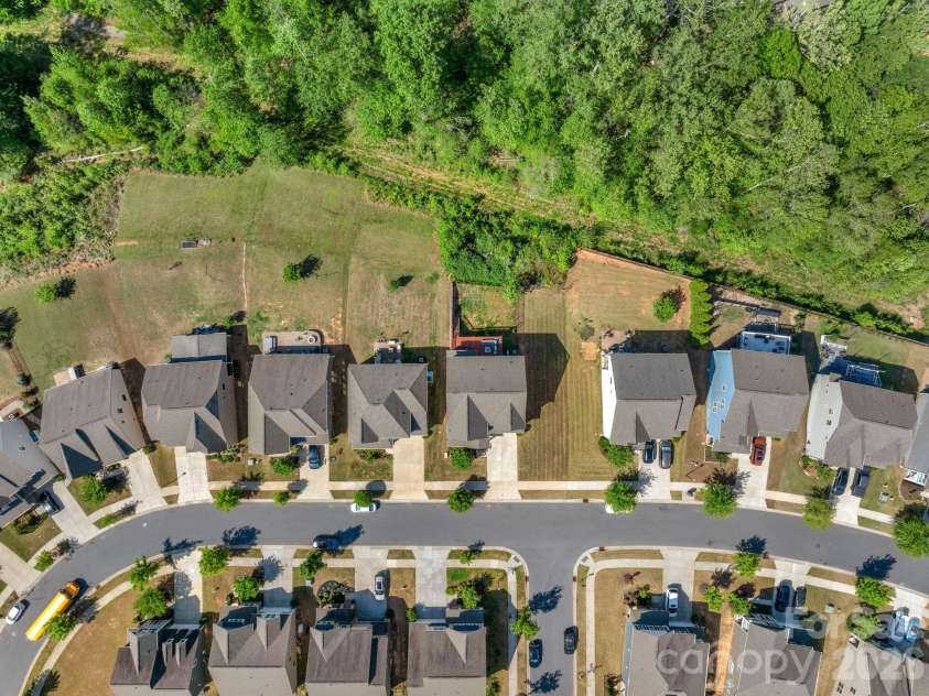 5000 Lily Pond Circle, Waxhaw, NC 28173.  MLS# CAR4369036, YatesRealty ID 17954. 