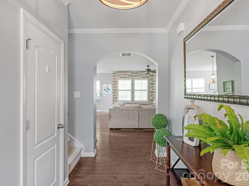 5000 Lily Pond Circle, Waxhaw, NC 28173.  MLS# CAR4369036, YatesRealty ID 17954. Foyer view inside
