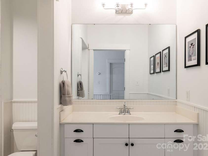 1833 The Plaza, Charlotte, NC 28205.  MLS# CAR4265071, YatesRealty ID 17955. 