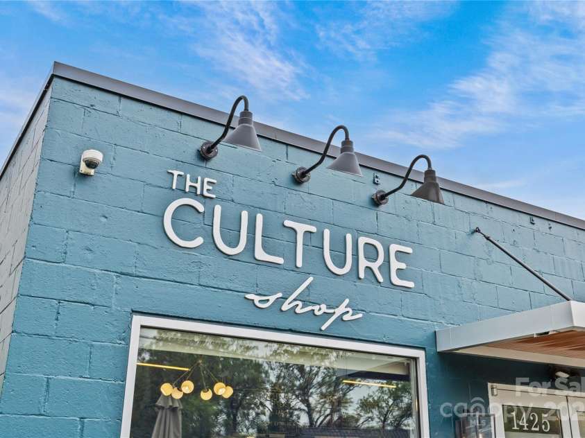 1833 The Plaza, Charlotte, NC 28205.  MLS# CAR4265071, YatesRealty ID 17955. 