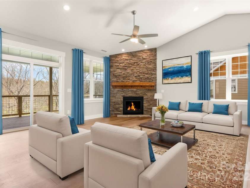 77 Creekside View Drive, Asheville, NC 28804.  MLS# CAR4109113, YatesRealty ID 17957. Virtually staged living room