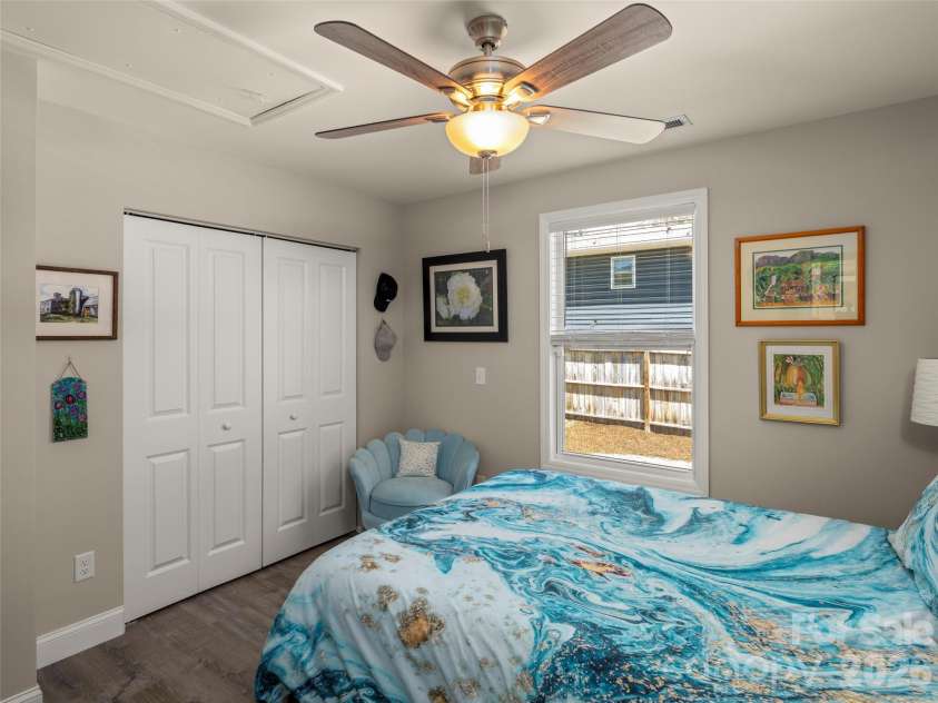 14 Avena Street, Black Mountain, NC 28711.  MLS# CAR4373580, YatesRealty ID 17958. 