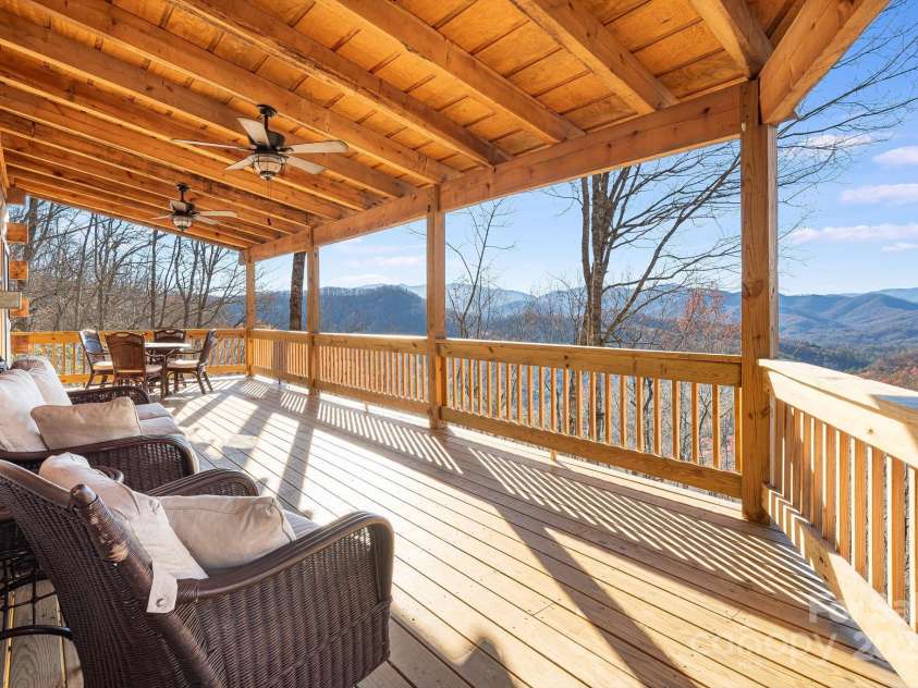 350 Hickory Springs Trail, Bryson City, NC 28713.  MLS# CAR4203007, YatesRealty ID 17958. 