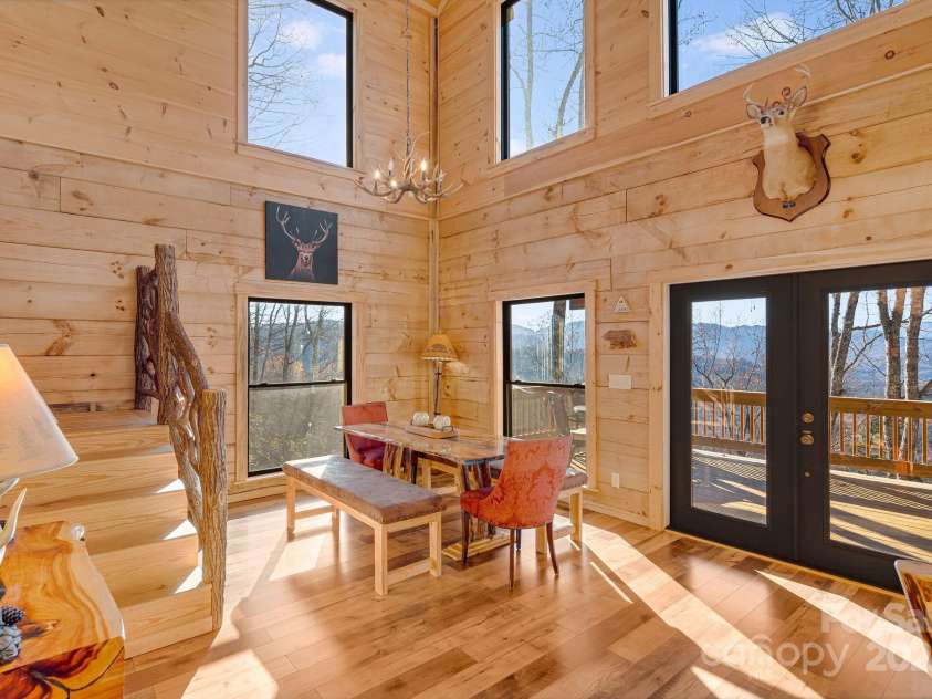 350 Hickory Springs Trail, Bryson City, NC 28713.  MLS# CAR4203007, YatesRealty ID 17958. 