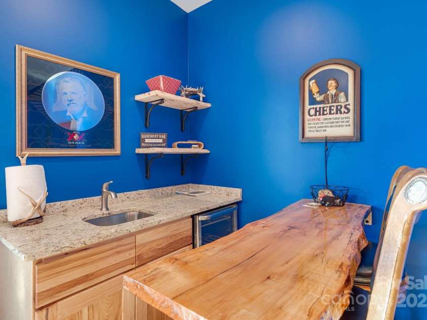 350 Hickory Springs Trail, Bryson City, NC 28713.  MLS# CAR4203007, YatesRealty ID 17958. Game Room Bar