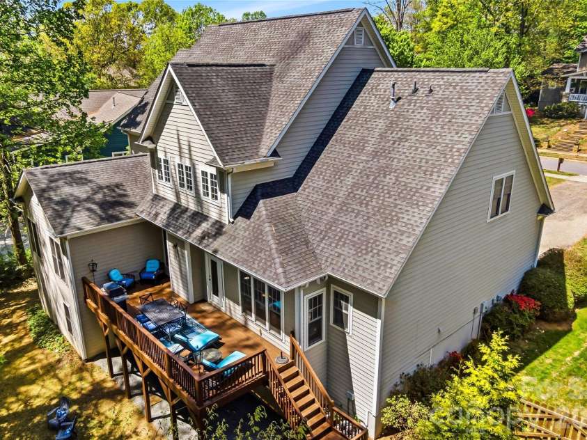 130 Ginger Quill Circle, Biltmore Lake, NC 28715.  MLS# CAR4370512, YatesRealty ID 17959. 