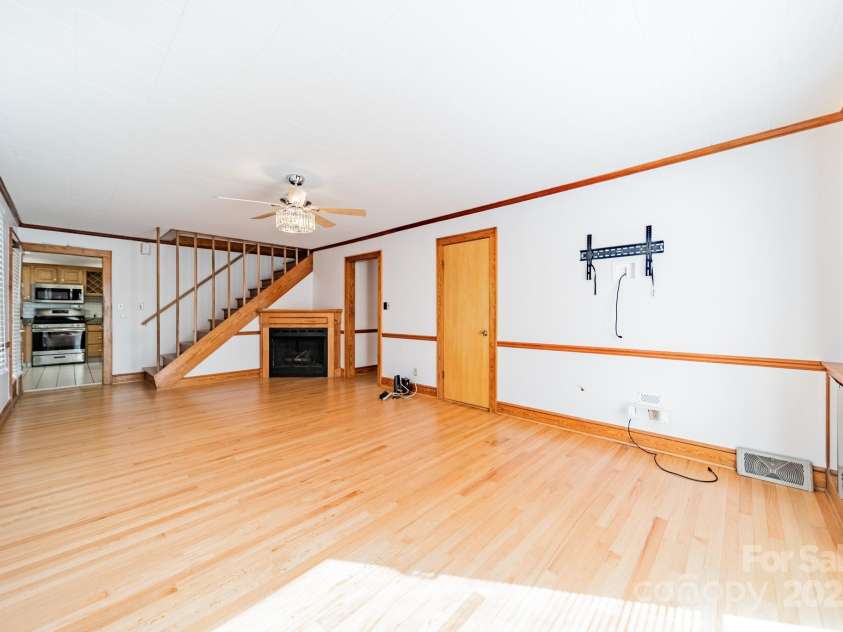 531 Elm Street, Salisbury, NC 28144.  MLS# CAR4218877, YatesRealty ID 17959. 