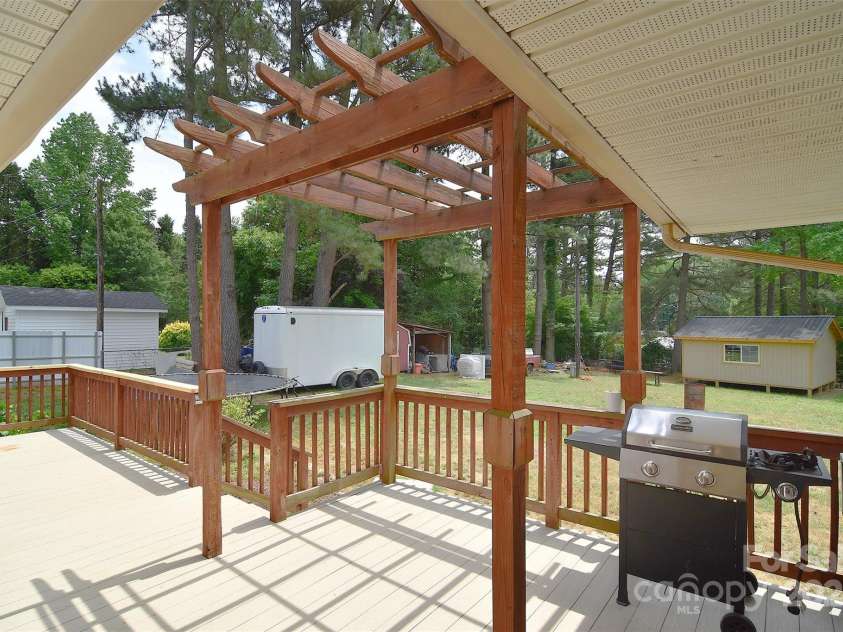 109 Larch Road, Salisbury, NC 28147.  MLS# CAR4326461, YatesRealty ID 1796. 