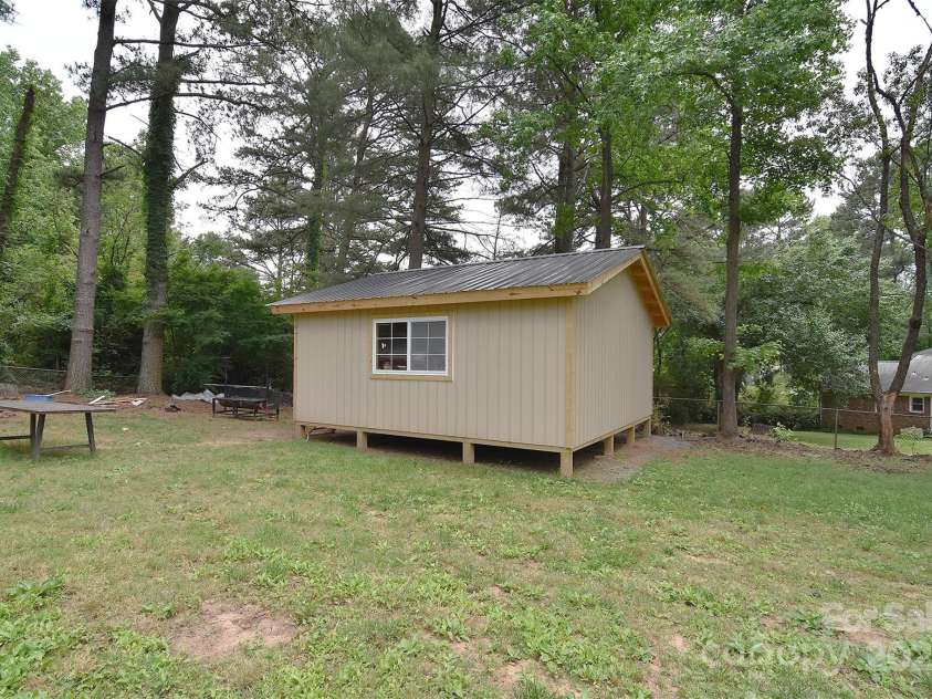 109 Larch Road, Salisbury, NC 28147.  MLS# CAR4326461, YatesRealty ID 1796. 