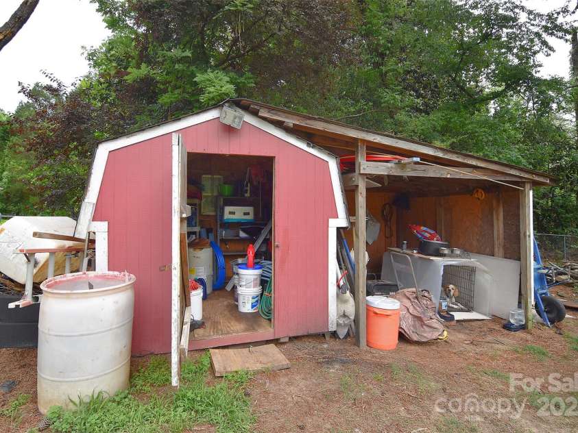 109 Larch Road, Salisbury, NC 28147.  MLS# CAR4326461, YatesRealty ID 1796. 