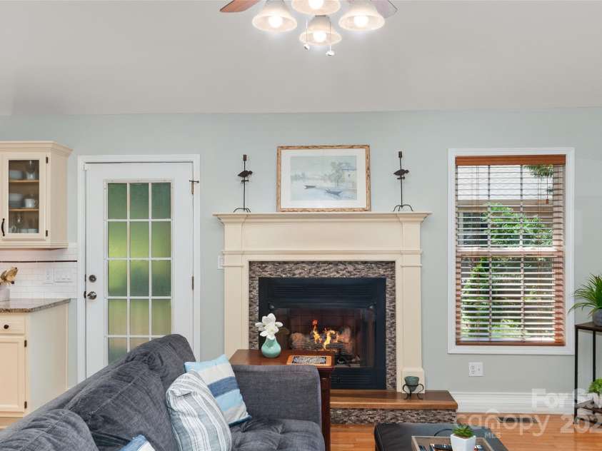 20 Grove Garden Avenue, Candler, NC 28715.  MLS# CAR4261388, YatesRealty ID 17961. 