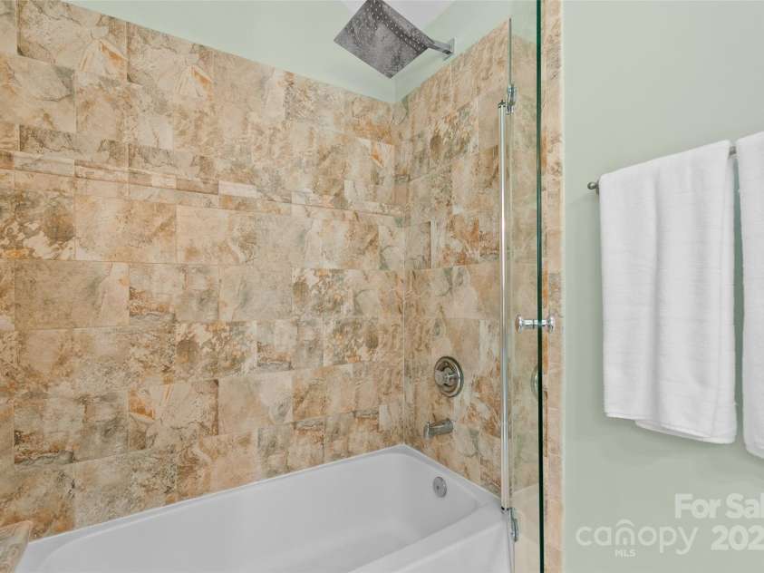 20 Grove Garden Avenue, Candler, NC 28715.  MLS# CAR4261388, YatesRealty ID 17961. 