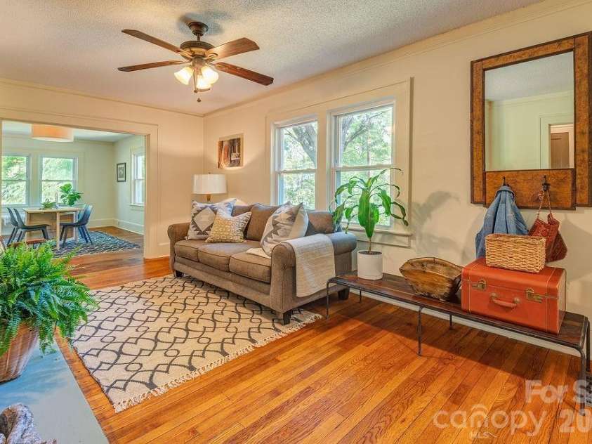 233/231 Fairfax Avenue, Asheville, NC 28806.  MLS# CAR4375366, YatesRealty ID 17963. 