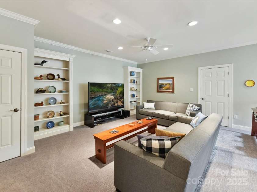 8026 Greenview Terrace Court, Charlotte, NC 28277.  MLS# CAR4266669, YatesRealty ID 17963. 