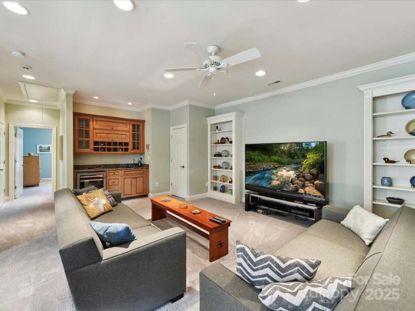 8026 Greenview Terrace Court, Charlotte, NC 28277.  MLS# CAR4266669, YatesRealty ID 17963. 