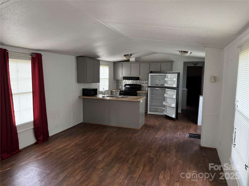 326 Havencrest Court, Gastonia, NC 28052.  MLS# CAR4312073, YatesRealty ID 17965. 